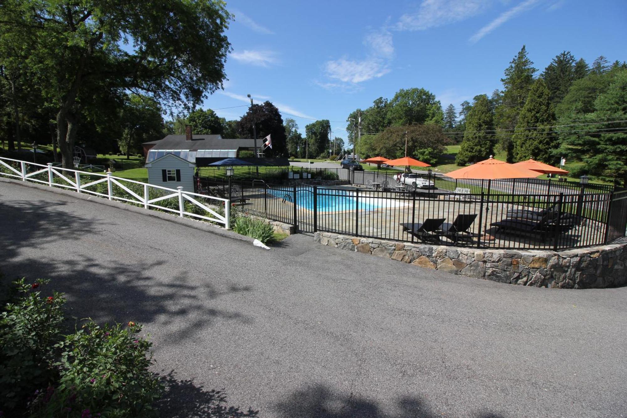 Heidi'S Inn Brewster Zewnętrze zdjęcie